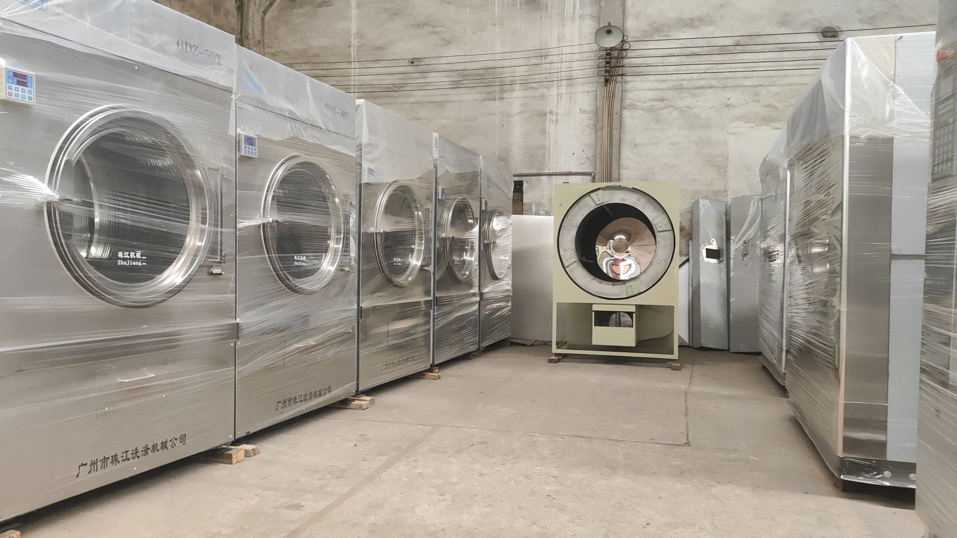 
養老院工業全自動洗衣機如何選？珠江洗滌憑專利技術與品質服務贏得百家機構信賴
